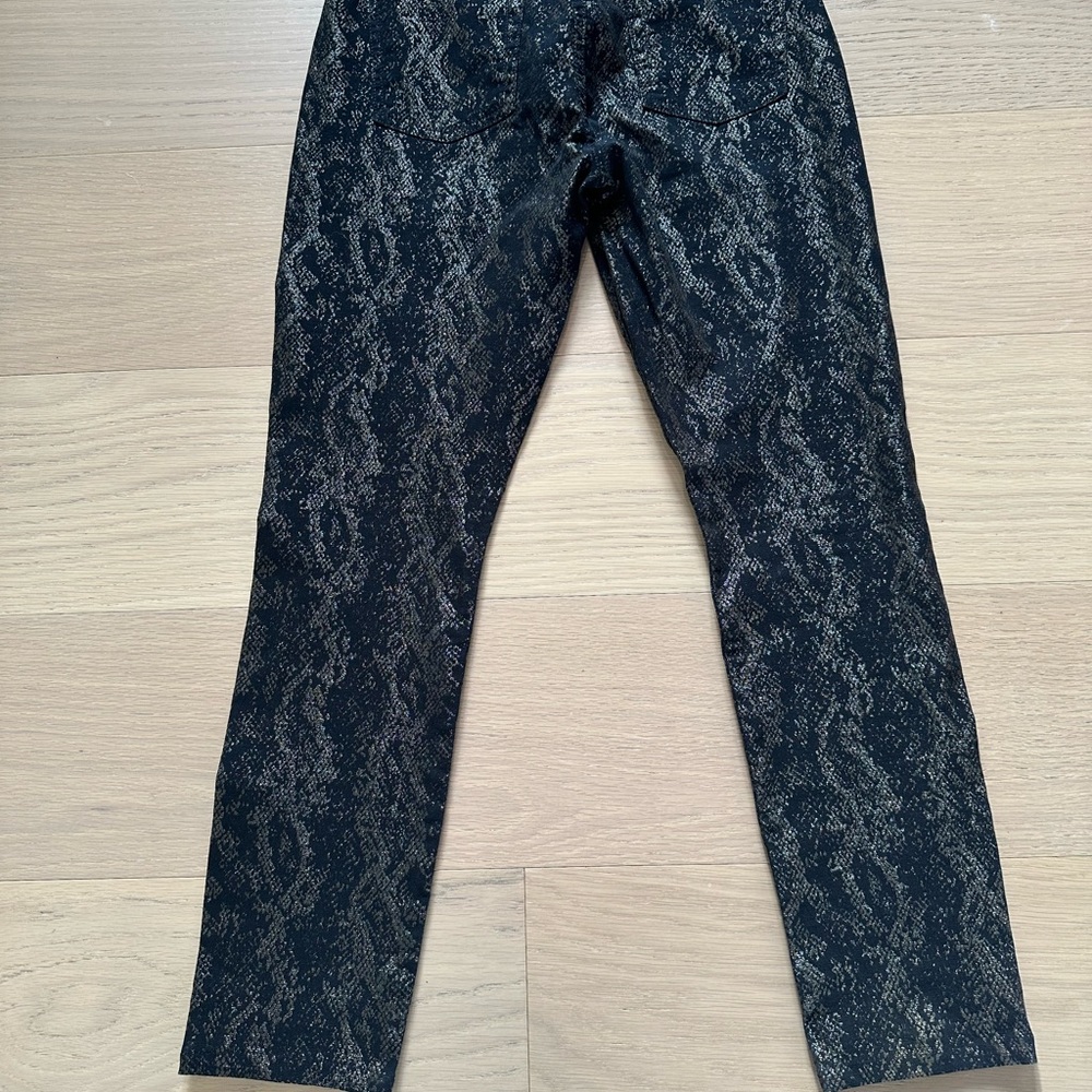 7 For All Mankind Dark Patterned Cropped Pants